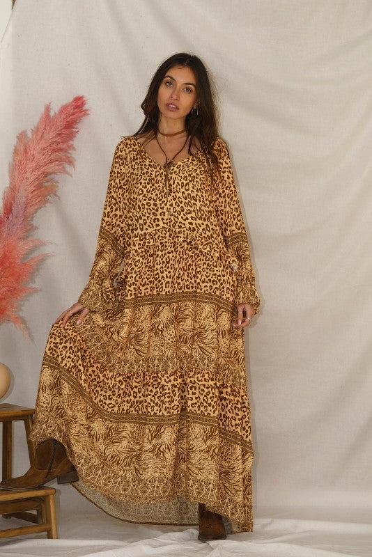 Féline Bohème : L’Audace en Camel