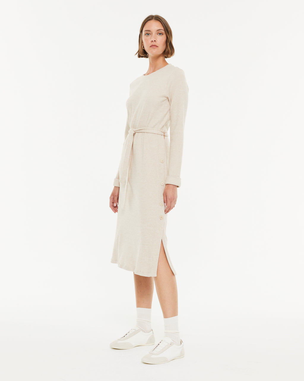 Robe Midi en Laine Beige avec Ceinture – Élégance Naturelle