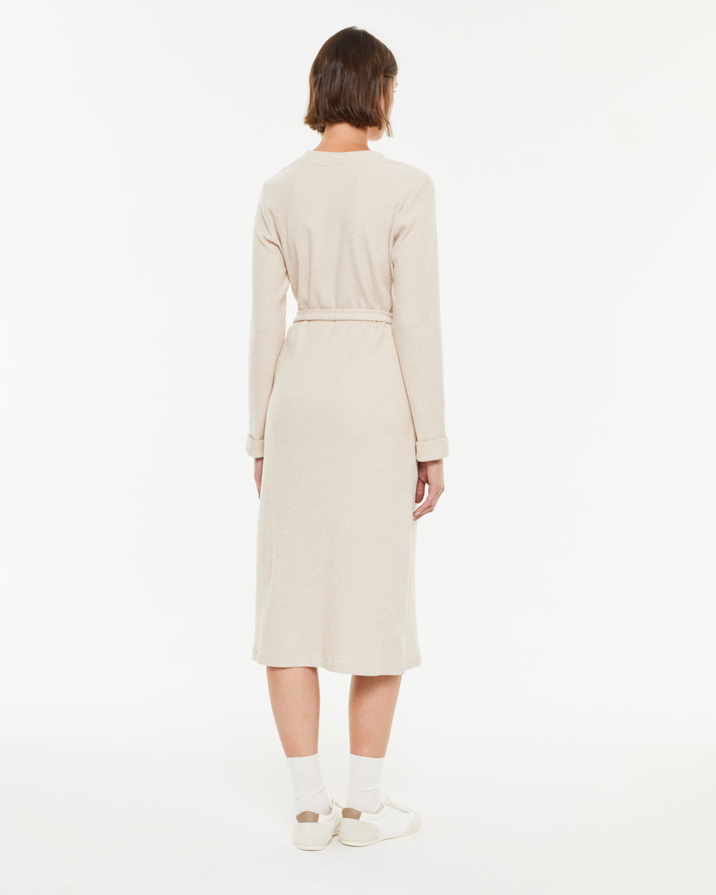Robe Midi en Laine Beige avec Ceinture – Élégance Naturelle
