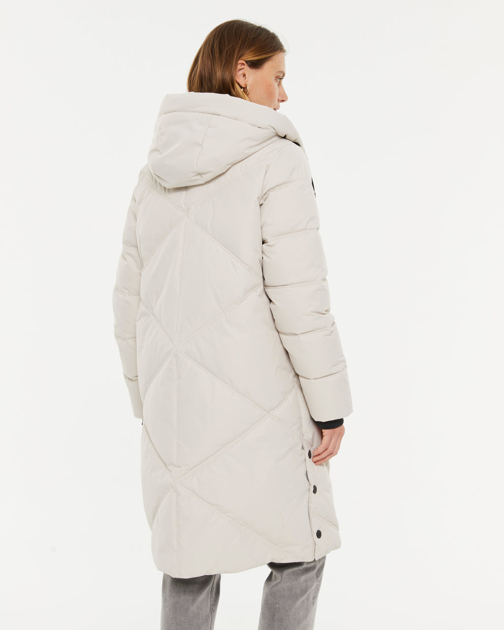 Doudoune blanche chic – Design épuré et caractère affirmé