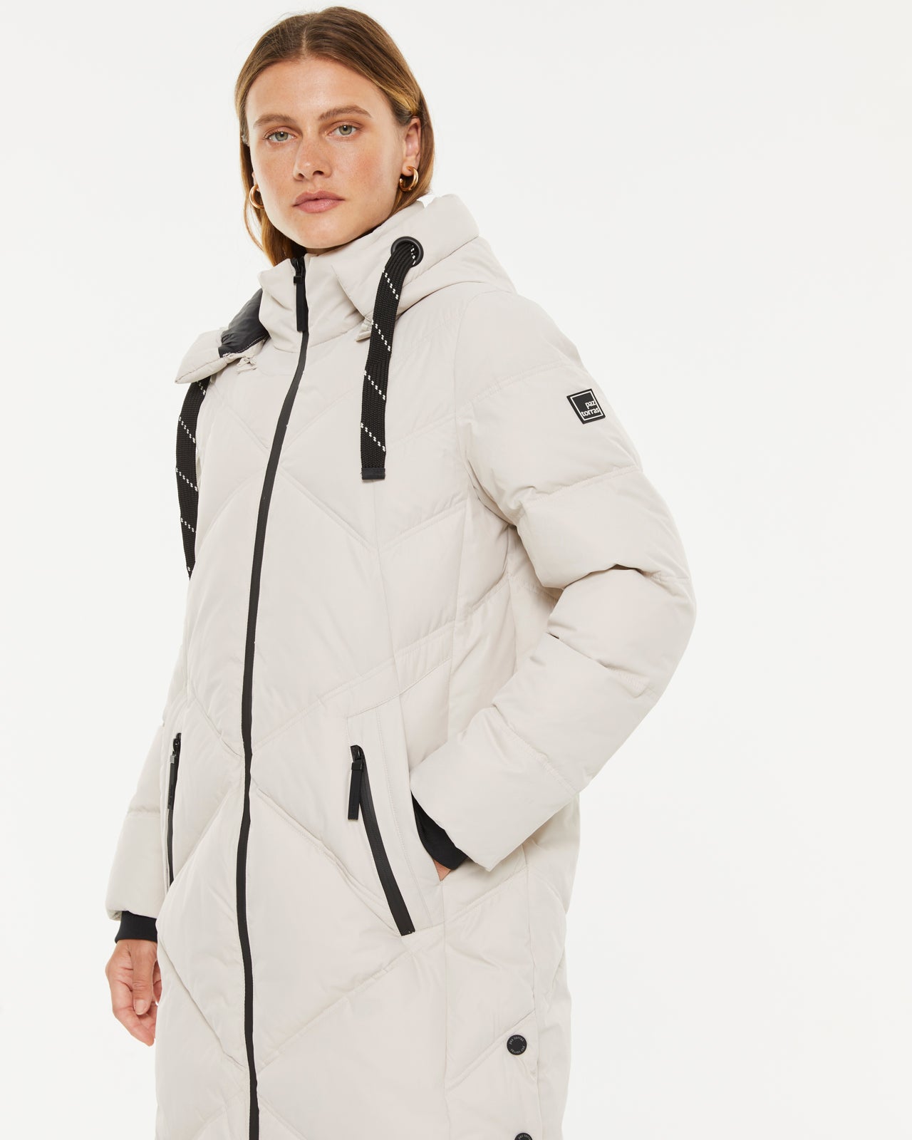 Doudoune blanche chic – Design épuré et caractère affirmé