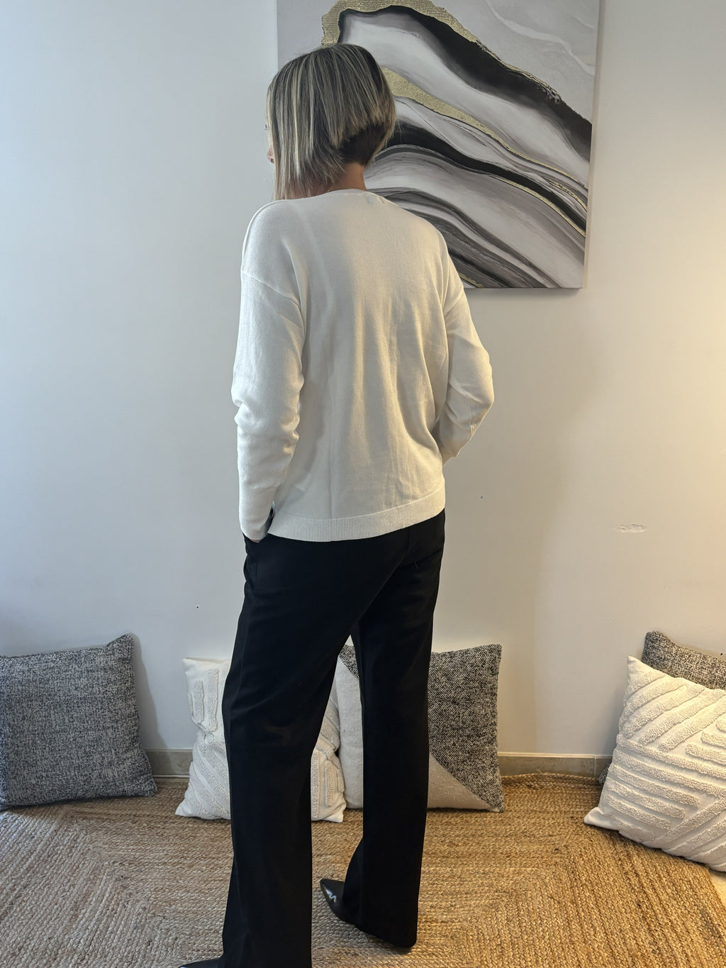 Pull laine blanc – Sobriété moderne, touche structurée