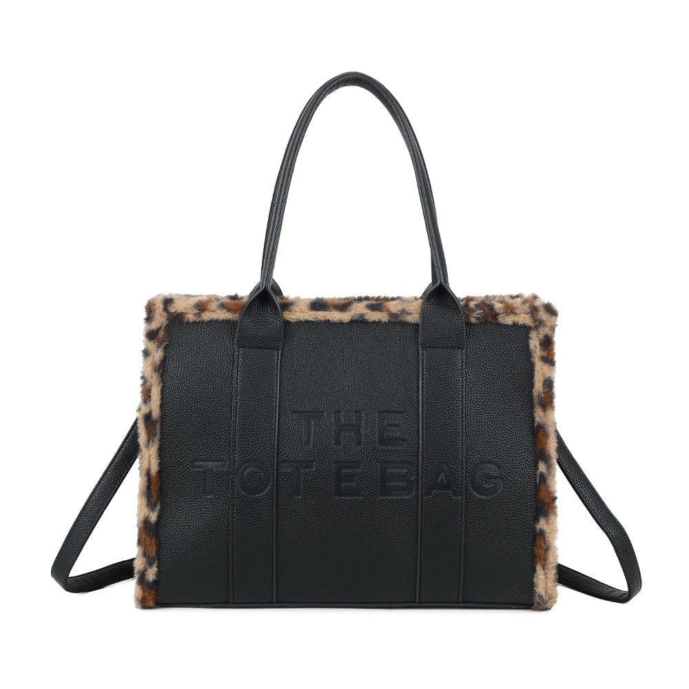 The Tote Bag – Cabas en Similicuir Élégant